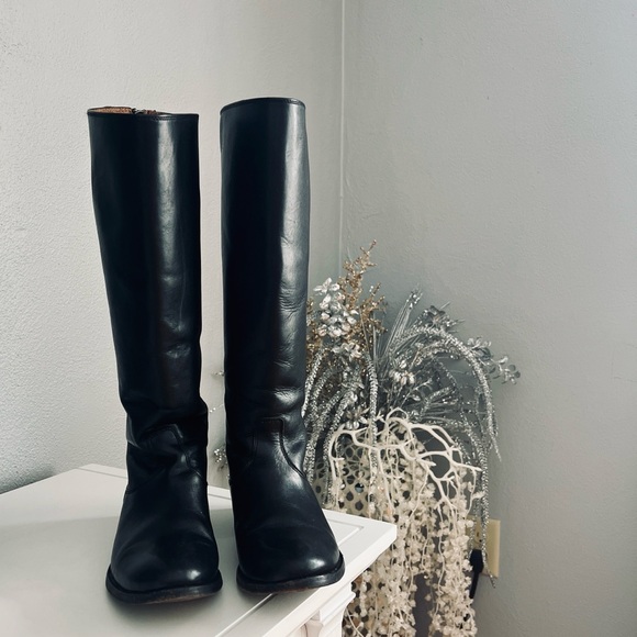 Frye Melissa Button Back Zip Black leather boots women size 6.5 - Picture 6 of 10